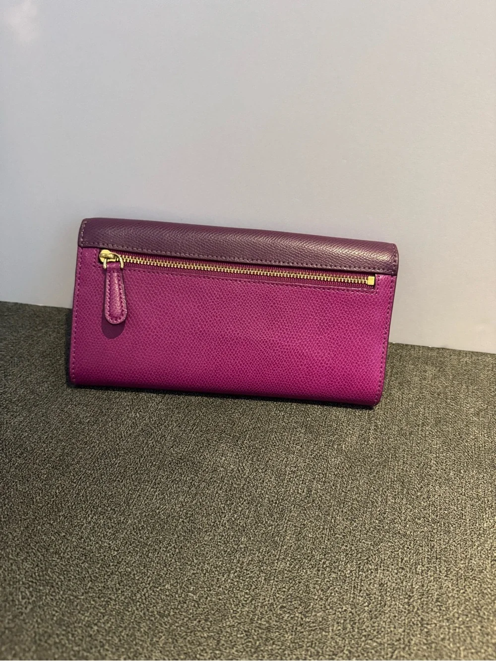 Vera Bradley Plum Leather Wallet with Gold Logo - Picture 2 of 9